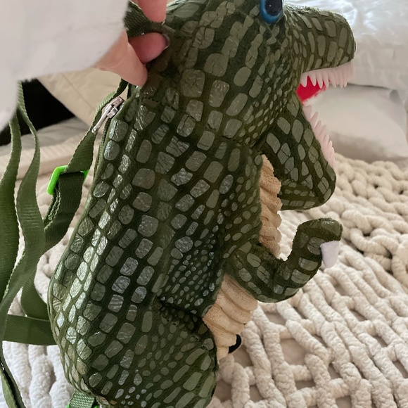 T-REX KIDS PLUSH BACKPACK - Picture 5 of 14